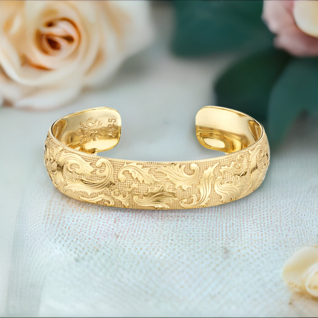 Acanthus Cuff Bracelet - 14k