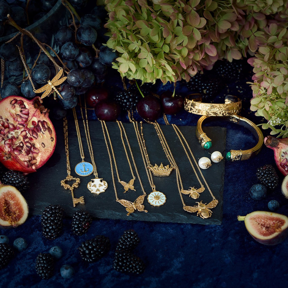 Acanthus Crown Satellite Chain Necklace