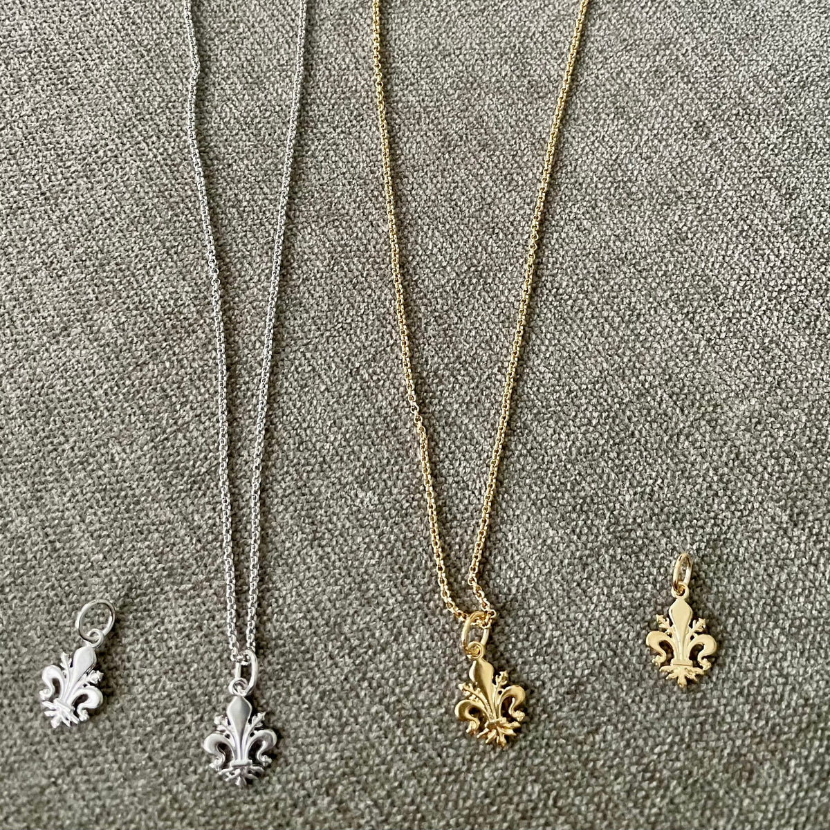 Fleur De Lis Charm