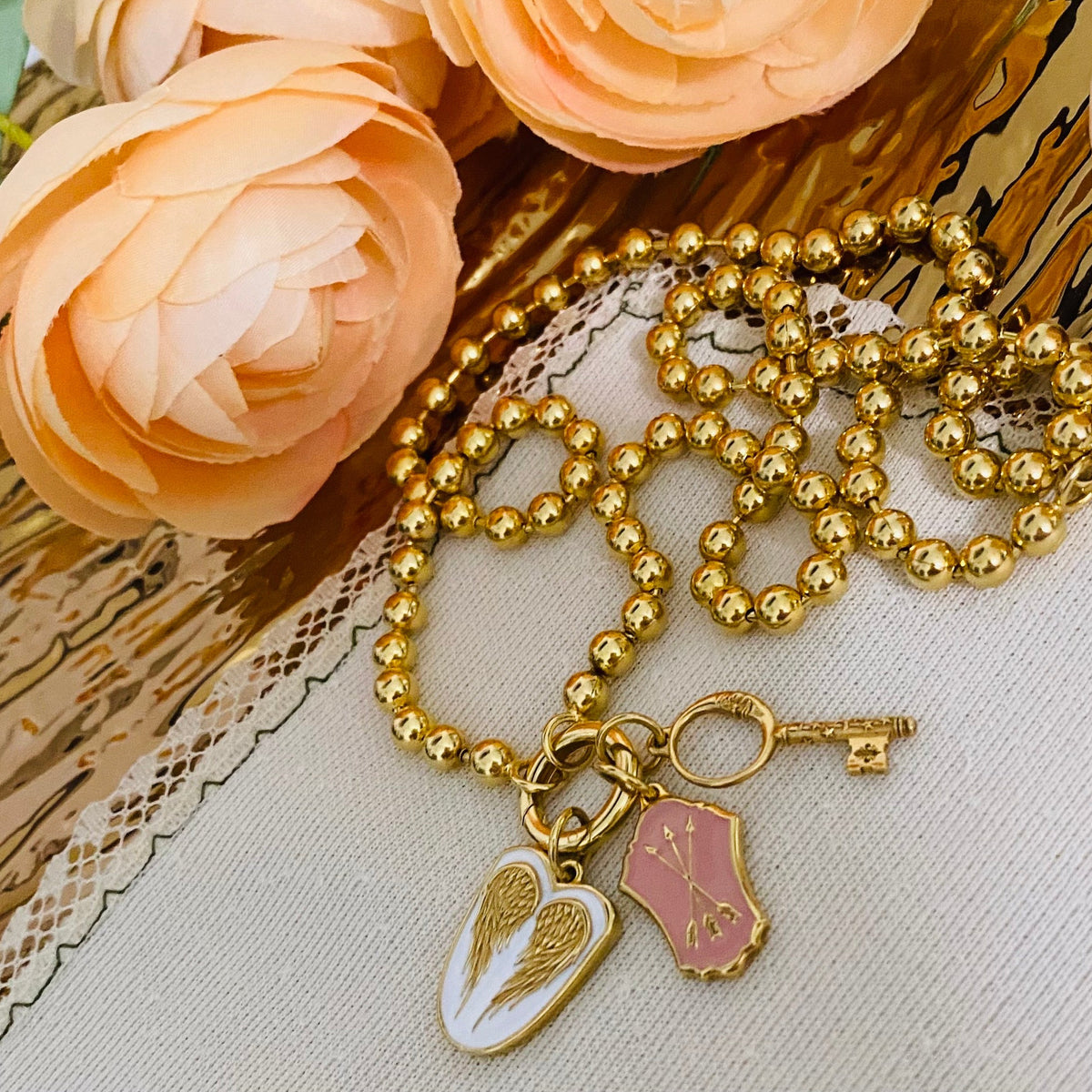 Medici Loop Charm Necklace - 24&quot;