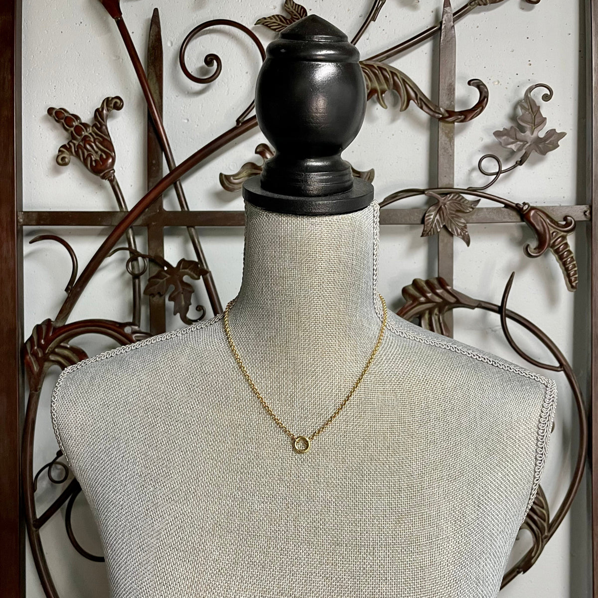 Rolo Loop Charm Necklace - 18&quot;